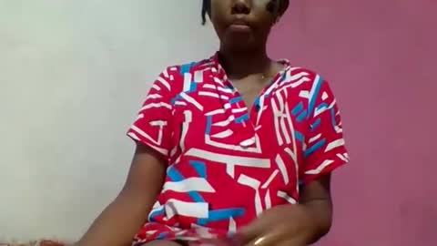 minachocolate online show from May 9, 2026, 6:24 pm