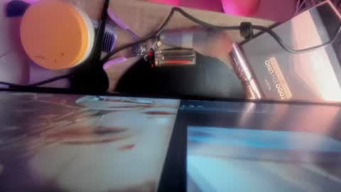 minami_nakamura online show from July 17, 2026, 5:14 am