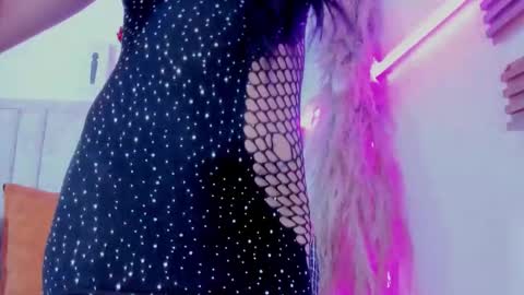 Snapshot of minari_ chatting on February 28, 2026, 2:40 pm minari_ online show from February 28, 2026, 2:40 pm