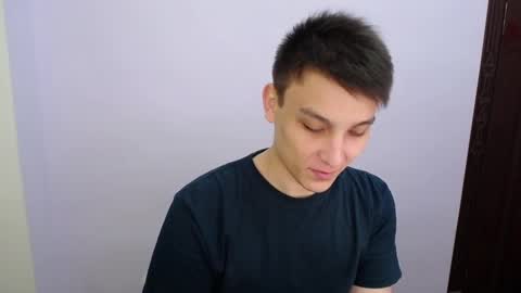 Snapshot of minato_kono chatting on March 1, 2025, 9:18 am minato_kono online show from March 1, 2025, 9:18 am