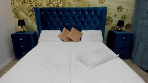 minchelskatrina online show from November 12, 2025, 8:04 am