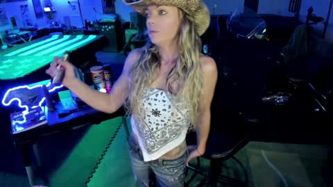 Mindy Mars online show from January 31, 2025, 3:44 pm