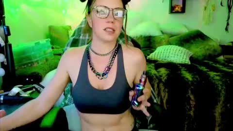 Snapshot of mindymars chatting on February 4, 2026, 4:24 pm Mindy Mars online show from February 4, 2026, 4:24 pm