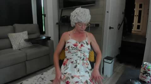 Snapshot of mindymars chatting on May 29, 2026, 2:59 pm Mindy Mars online show from May 29, 2026, 2:59 pm