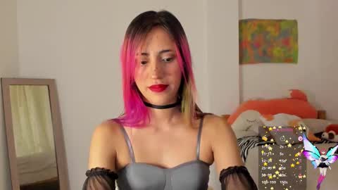 Snapshot of minefoxy2 chatting on January 26, 2025, 4:51 am Amber online show from January 26, 2025, 4:51 am