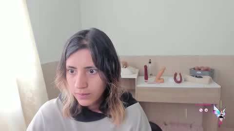 Snapshot of minefoxy2 chatting on September 9, 2025, 6:29 pm Amber online show from September 9, 2025, 6:29 pm