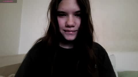 Snapshot of minforbush chatting on October 27, 2025, 5:11 am Amelia online show from October 27, 2025, 5:11 am