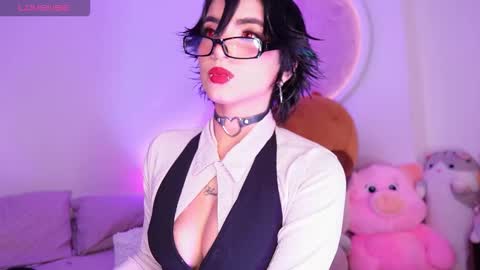 My name is Fer Nice to meet you  give it a thumbs up please its important online show from February 18, 2026, 2:51 am