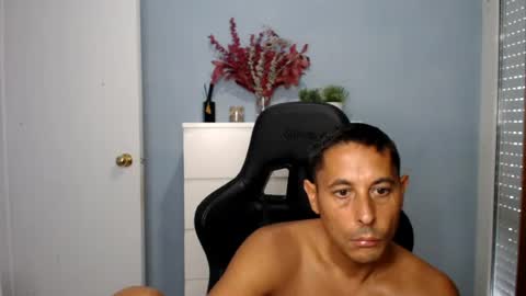 Snapshot of mini_pitbull chatting on July 25, 2026, 11:08 am mini_pitbull online show from July 25, 2026, 11:08 am