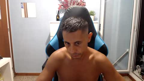 Snapshot of mini_pitbull chatting on July 30, 2026, 11:15 pm mini_pitbull online show from July 30, 2026, 11:15 pm