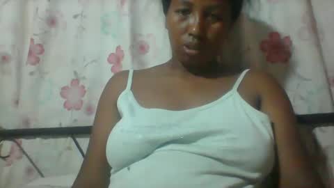 Snapshot of minie4tina chatting on December 17, 2024, 9:28 am Minie4Tina online show from December 17, 2024, 9:28 am