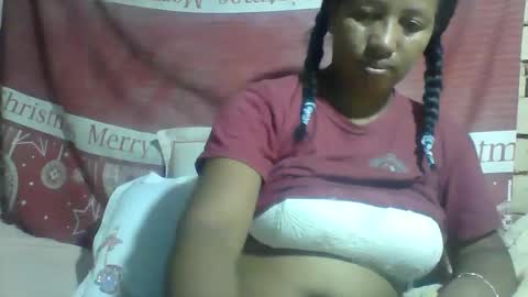 Snapshot of minie4tina chatting on December 29, 2024, 6:14 am Minie4Tina online show from December 29, 2024, 6:14 am