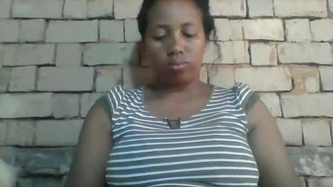 Snapshot of minie4tina chatting on January 2, 2025, 10:48 am Minie4Tina online show from January 2, 2025, 10:48 am