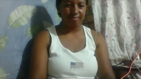 Snapshot of minie4tina chatting on February 8, 2025, 4:25 am Minie4Tina online show from February 8, 2025, 4:25 am