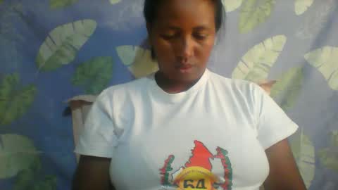 Snapshot of minie4tina chatting on February 11, 2025, 6:51 am Minie4Tina online show from February 11, 2025, 6:51 am