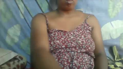 Snapshot of minie4tina chatting on February 27, 2025, 9:32 am Minie4Tina online show from February 27, 2025, 9:32 am