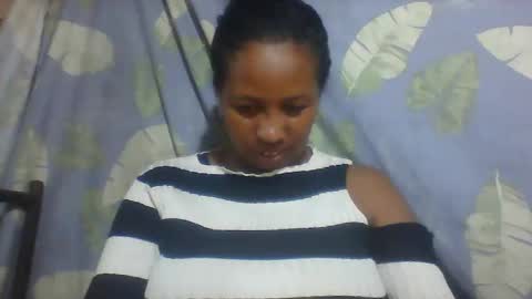 Snapshot of minie4tina chatting on March 8, 2025, 2:40 pm Minie4Tina online show from March 8, 2025, 2:40 pm