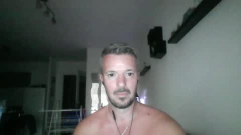 Snapshot of minka28 chatting on June 22, 2026, 5:21 pm minka28 online show from June 22, 2026, 5:21 pm
