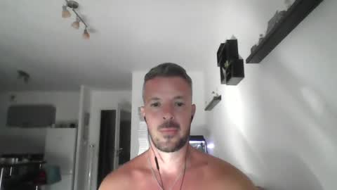 Snapshot of minka28 chatting on July 17, 2026, 5:07 pm minka28 online show from July 17, 2026, 5:07 pm