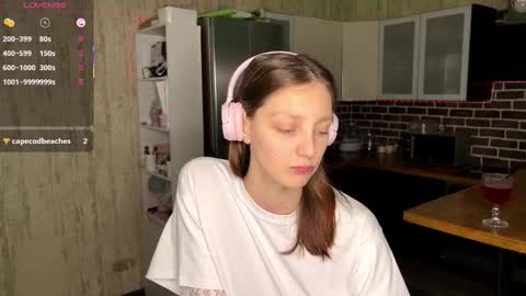 Snapshot of minmee chatting on February 10, 2026, 4:11 pm Asti online show from February 10, 2026, 4:11 pm