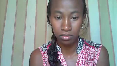 minouch211907 online show from February 8, 2025, 8:09 am