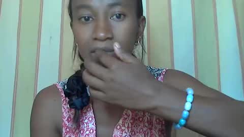 minouch211907 online show from February 8, 2025, 11:12 am