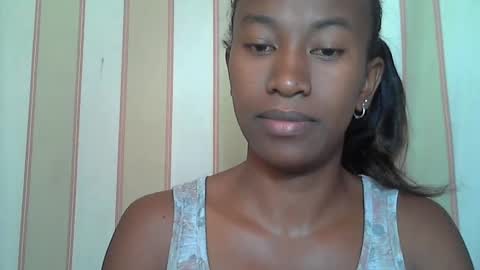 minouch211907 online show from February 10, 2025, 4:52 am