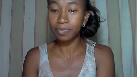 minouch211907 online show from February 10, 2025, 6:24 pm