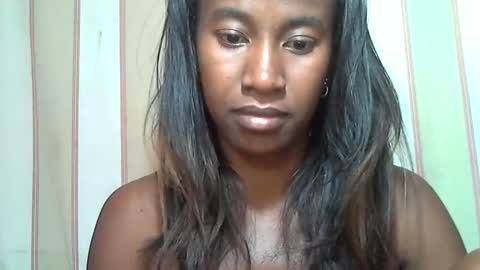 minouch211907 online show from March 7, 2025, 12:12 pm