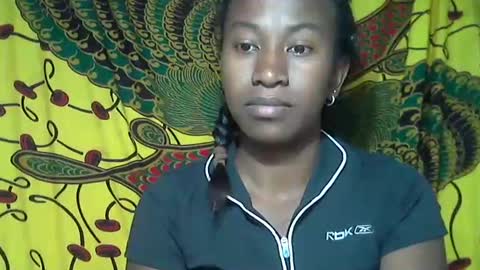 minouch211907 online show from October 9, 2025, 2:48 pm