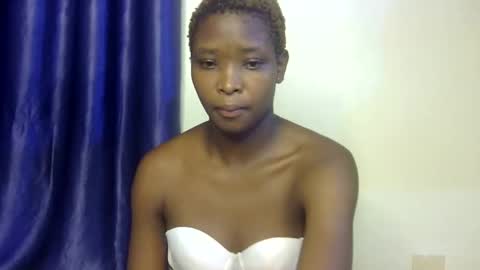 mint_queen online show from May 21, 2026, 7:32 pm