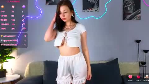 Snapshot of minty_bite chatting on July 31, 2026, 6:46 am Sweet Jessy online show from July 31, 2026, 6:46 am