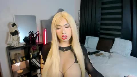 MARIANE online show from February 14, 2026, 8:38 pm