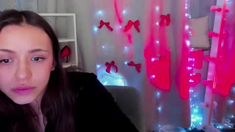 Snapshot of mipsymipson chatting on January 5, 2025, 4:38 pm NEXT STREAM NOVEMBER 27282930 online show from January 5, 2025, 4:38 pm