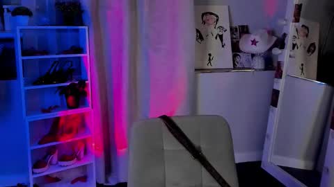 Snapshot of mipsymipson chatting on November 18, 2025, 10:09 am NEXT STREAM NOVEMBER 27282930 online show from November 18, 2025, 10:09 am