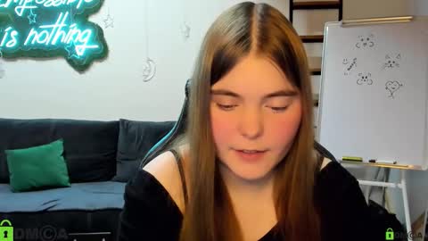 miraa_bloom online show from January 19, 2026, 3:16 pm