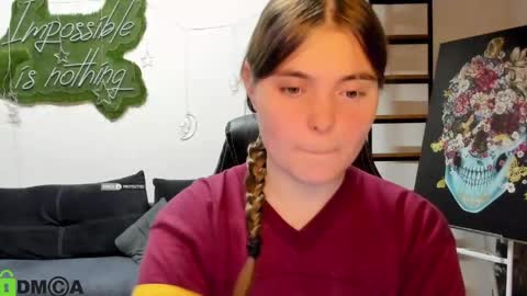 miraa_bloom online show from April 12, 2026, 2:33 pm