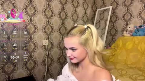 mirabella333 online show from October 28, 2025, 6:32 pm