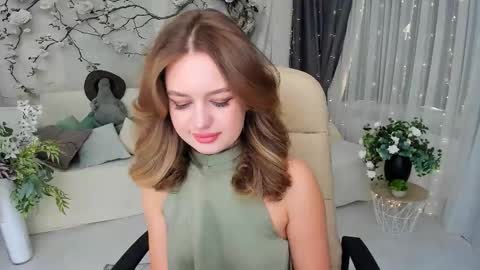 Emma online show from October 5, 2025, 10:13 am