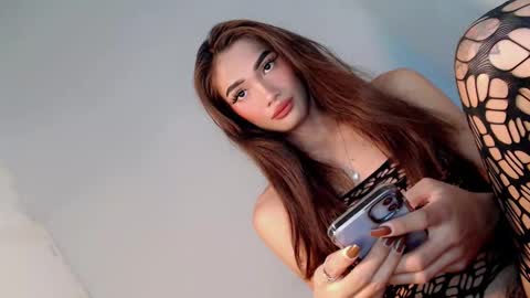 Snapshot of miraclegirl23 chatting on February 22, 2025, 3:14 pm Zoey online show from February 22, 2025, 3:14 pm