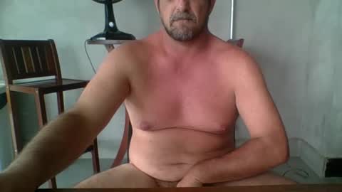 Snapshot of miradot82 chatting on February 14, 2025, 7:44 pm miradot82 online show from February 14, 2025, 7:44 pm