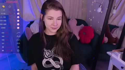 Snapshot of mirafalls chatting on May 27, 2026, 8:50 pm Mira online show from May 27, 2026, 8:50 pm