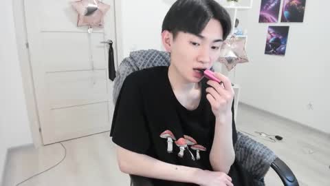              online show from March 9, 2025, 4:16 am