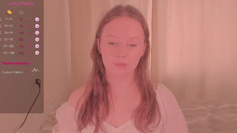 Kira online show from July 28, 2026, 4:39 pm