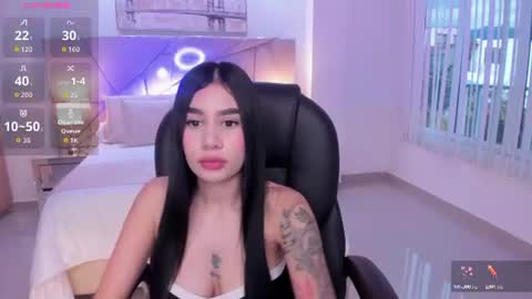 Snapshot of miranda_crawfor chatting on July 8, 2026, 7:18 pm miranda_crawfor online show from July 8, 2026, 7:18 pm