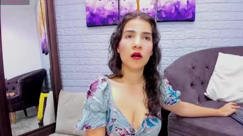 Snapshot of miranda_doll_ chatting on May 4, 2026, 11:39 am online show from May 4, 2026, 11:39 am