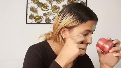 Miranda online show from November 20, 2025, 12:05 pm