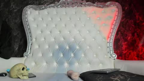 Snapshot of mirandasould chatting on February 9, 2026, 12:53 pm Miranda online show from February 9, 2026, 12:53 pm