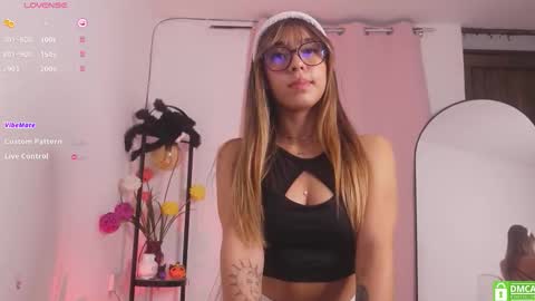 Snapshot of miranditaa chatting on October 30, 2025, 4:58 am MIRANDA HERNANDEZ online show from October 30, 2025, 4:58 am