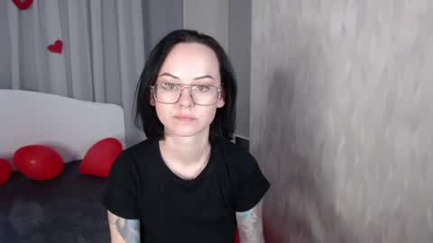 Mira online show from February 19, 2025, 2:33 am